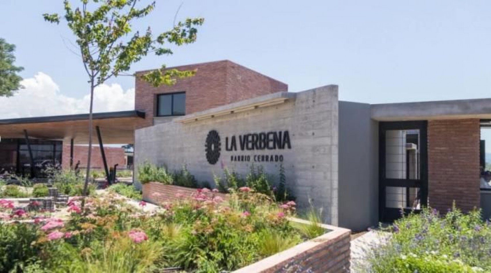 OPORTUNIDAD LOTE LA VERBENA FRENTE AEROPUERTO