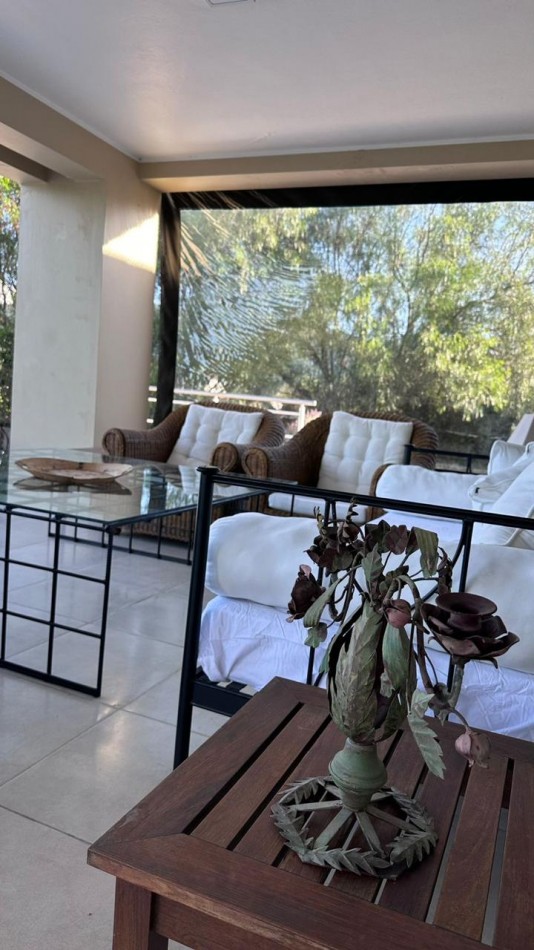 EXCLUSIVA CASA EN ALQUILER AMOBLADA ZONA NORTE