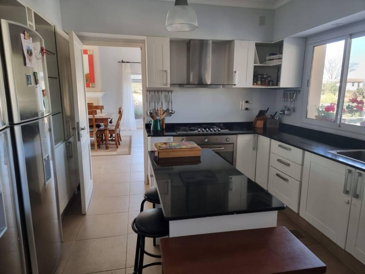 EXCLUSIVA CASA EN ALQUILER AMOBLADA ZONA NORTE