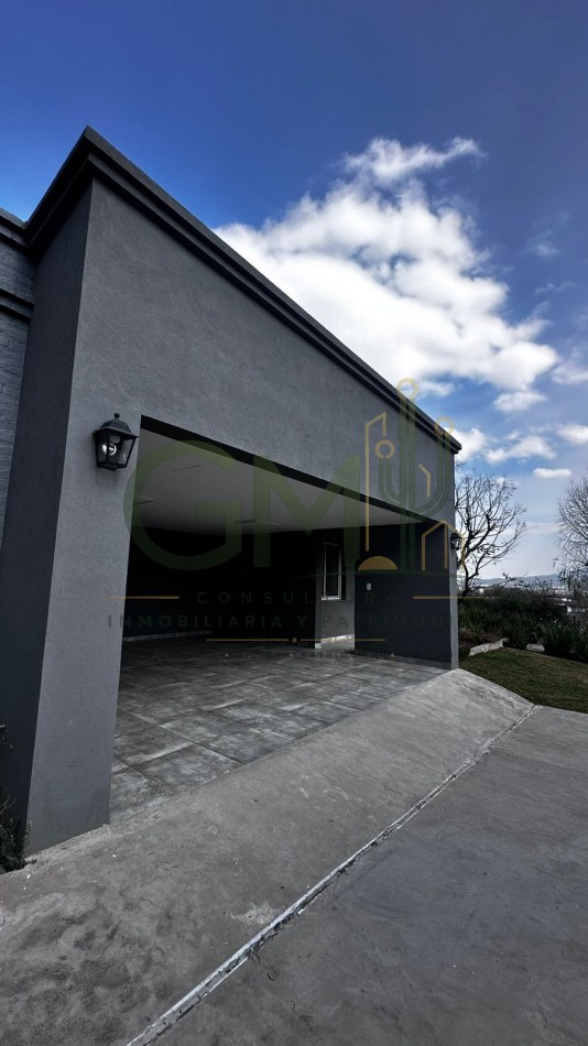 EXCLUSIVA CASA CLUB DE CAMPO EL TIPAL