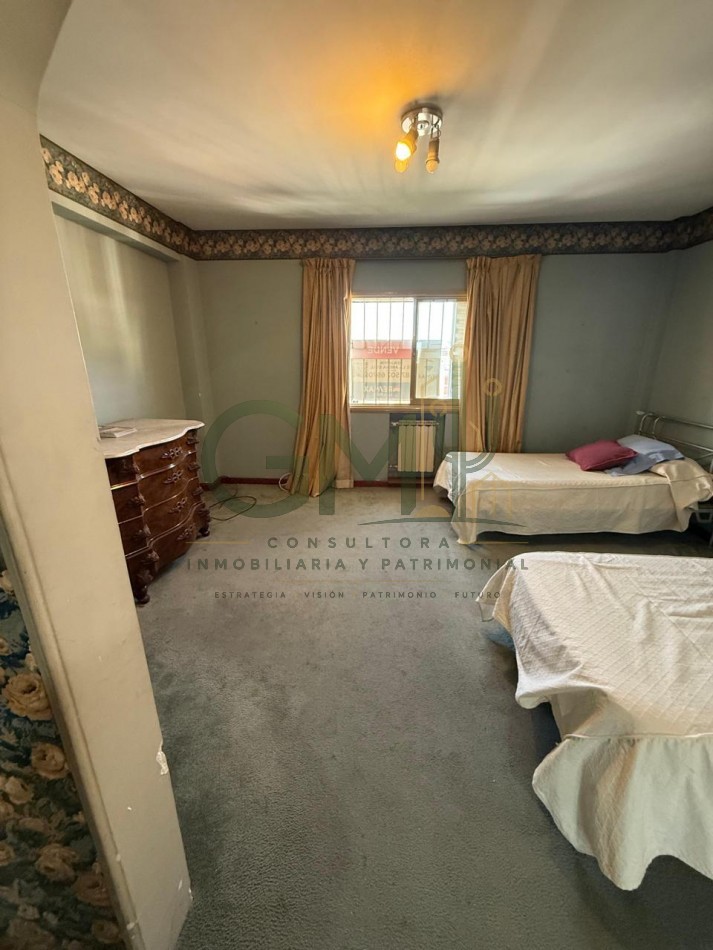 EXCLUSIVO PISO CON TERRAZA ZONA RESIDENCIAL 