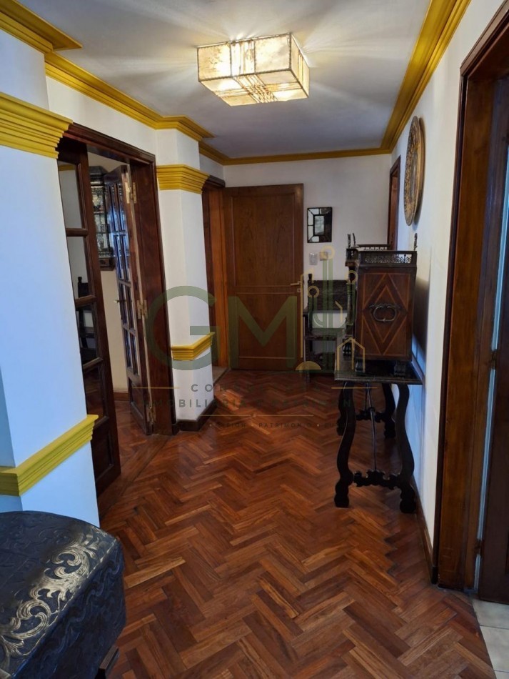 EXCLUSIVO PISO CON TERRAZA ZONA RESIDENCIAL 