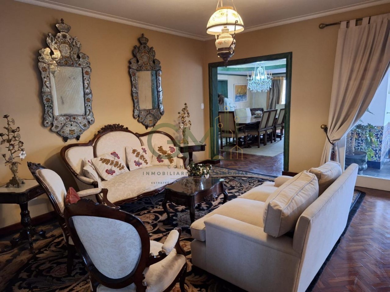 EXCLUSIVO PISO CON TERRAZA ZONA RESIDENCIAL 