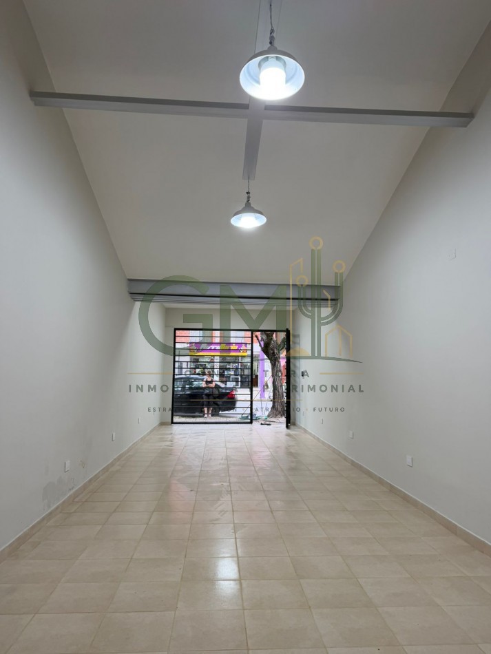 ALQUILER LOCAL COMERCIAL UBICACION PRIVILEGIADA