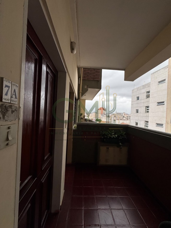 Inmejorable ubicacion. Departamento centrico