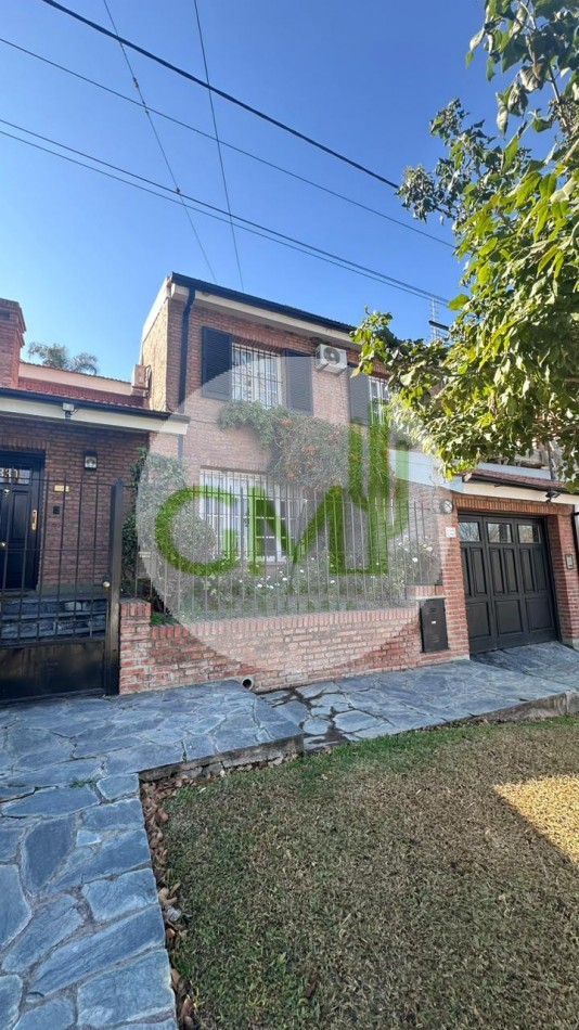 VENTA HERMOSA CASA EN TRES CERRITOS