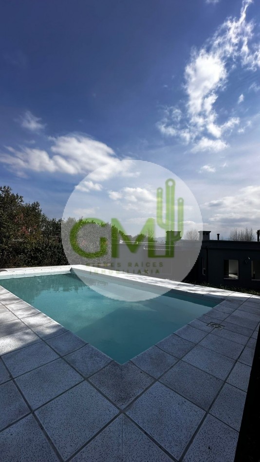  ESPECTACULAR EXCLUSIVA CASA CLUB DE CAMPO EL TIPAL