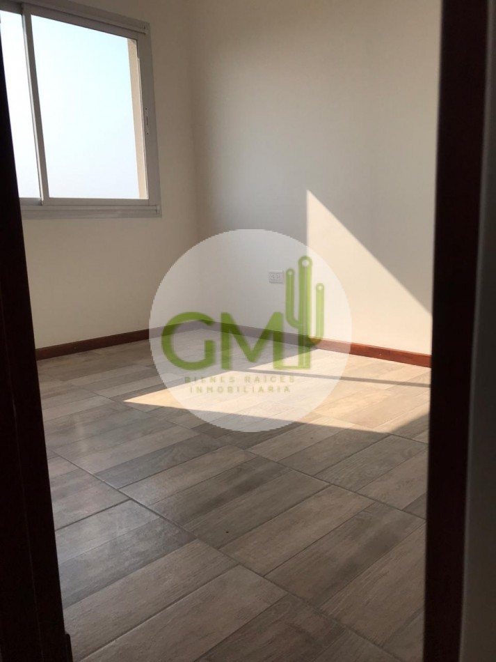 VENTA DUPLEX  IMPECABLE OPORTUNIDAD