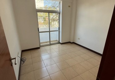 ALQUILER DEPTO UN DORMITORIO zona tranquila y segura 