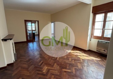 ALQUILER AMPLIO DEPARTAMENTO PLAZA 9 DE JULIO 