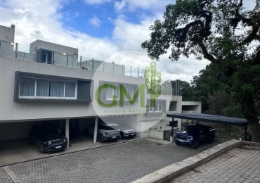 VENTA ESPECTACULAR TRIPLEX MADERO VISTAS