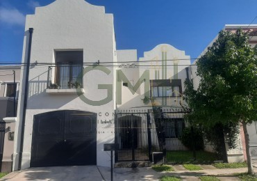 PROPIEDAD EN EL CORAZON DE GRAND BOURG
