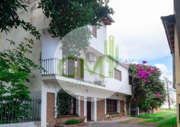 VENTA OPORTUNIDAD CASA TRES PLANTAS 