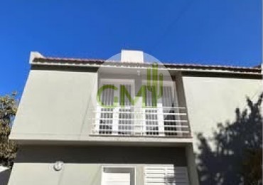 ALQUILER HERMOSO DUPLEX TRES CERRITOS